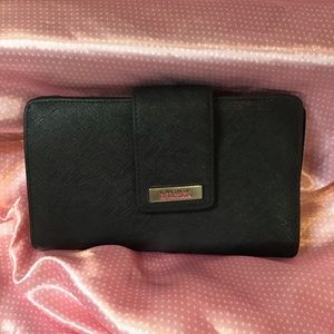 👝💕Kenneth Cole Reaction Wallet 👝💕